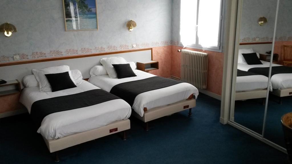 Hotel De L'Agriculture Дусиз Стая снимка