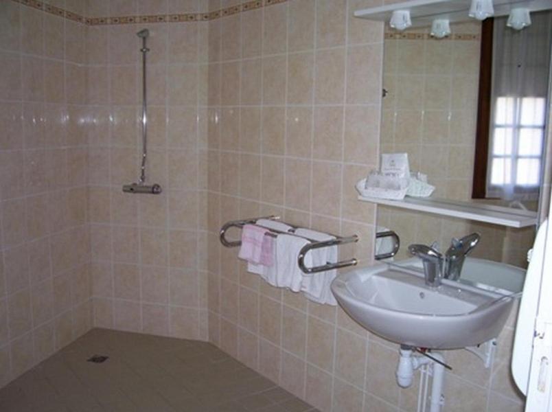 Hotel De L'Agriculture Дусиз Стая снимка